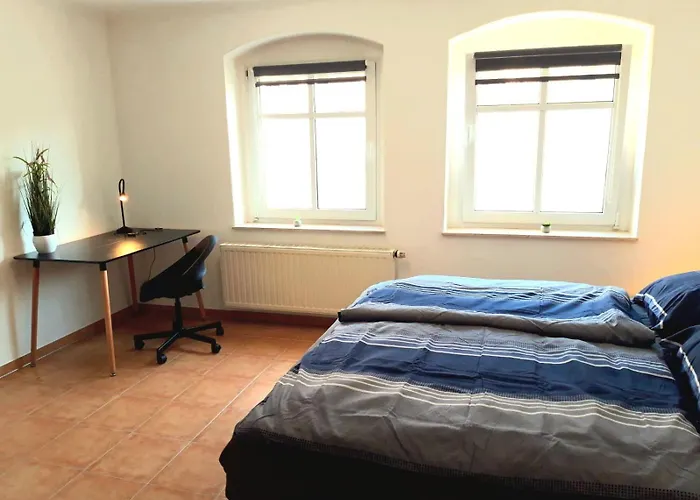 Seyfarthrooms - Ferienwohnung Zum Dorfladen Rathen - zentrale Lage mit direkter Anbindung an das Wanderwegenetz, moderne Inneneinrichtung
