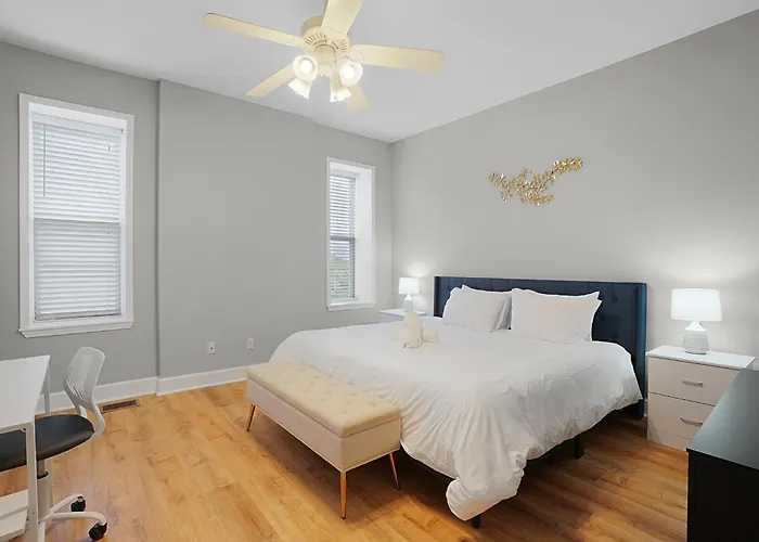 Spacious 3-Bedroom With King Bed & Prime Location
