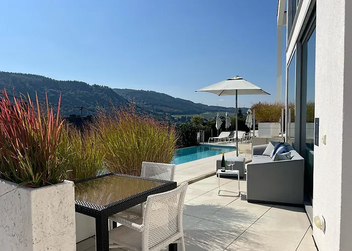 Weingut-Aparthotel Olinger