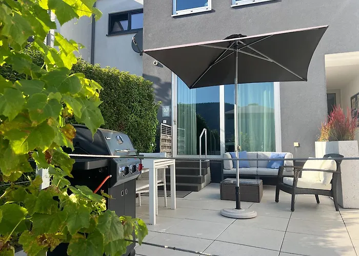 Weingut-Aparthotel Olinger