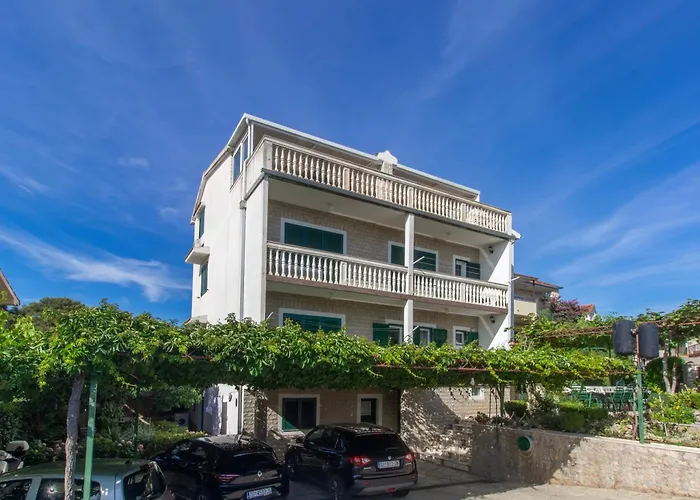 Apartment Damir