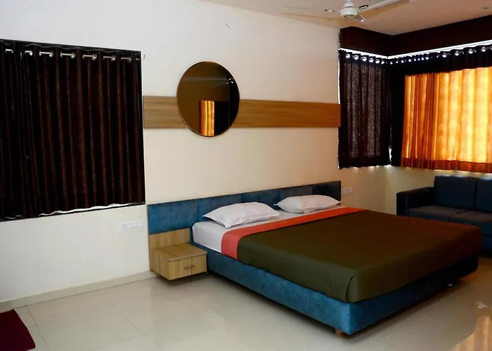 Hotel New Delhi Jalgaon