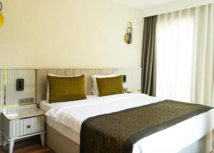 Sky Hill Hotel