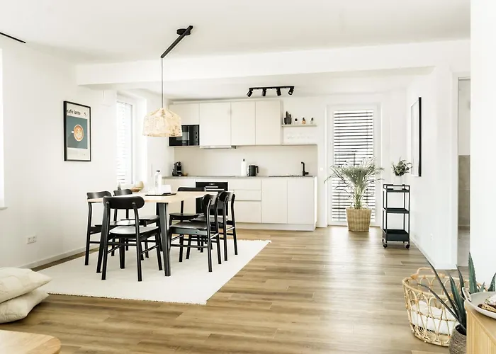 Sedan Apartments - Komfort&Küche zentral in Günzburg mit Parkplatz