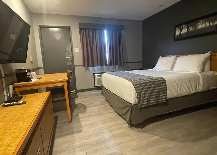 Travelodge By Wyndham Brandon