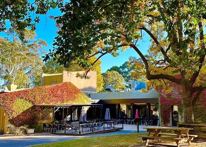 The Grand Oaks