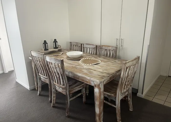 Cbd Luxury With River & Botanic Garden Views From Spacious Balcony