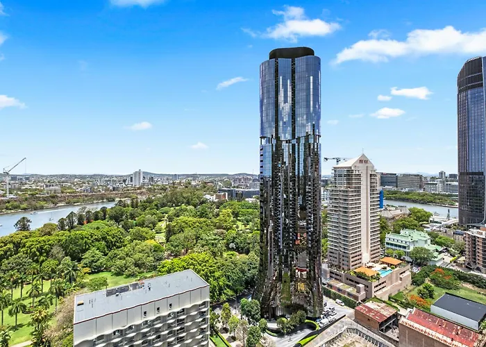 Cbd Luxury With River & Botanic Garden Views From Spacious Balcony