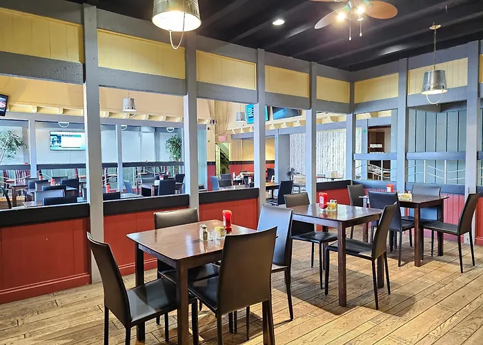 Travelodge By Wyndham Prince Albert