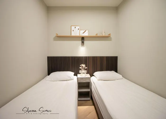 Aparthotel Boutique By Urban Home Stay