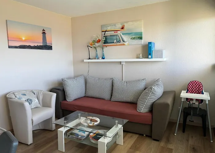 Appartement mit Balkon und Meerblick