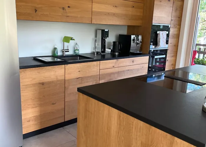 Wunderschönes 4 Zimmer Apartment mit Seeblick