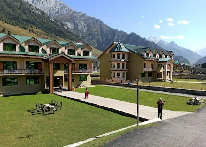 Hotel Scenery Sonmarg 
