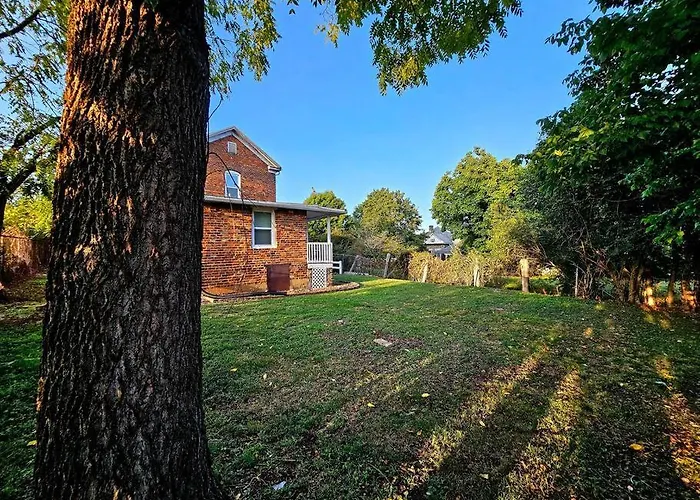 Brickhaven Studio: Detached Kitchen Turned Studio!