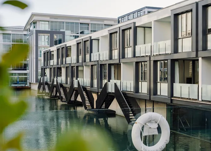 Pavilions Marina Apartment 104 - Wynyard Quarter Viaduct Harbour