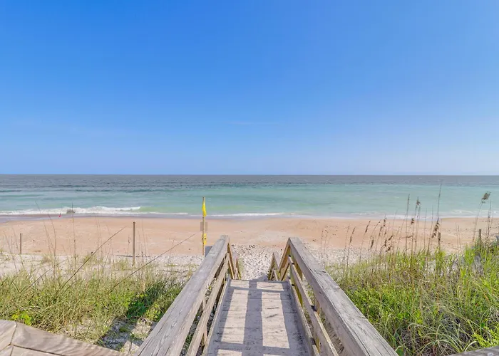 Walk To Beach: Family-Friendly Surf City Condo!