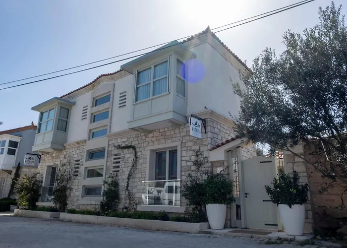 Kotraba Alacati Hotel
