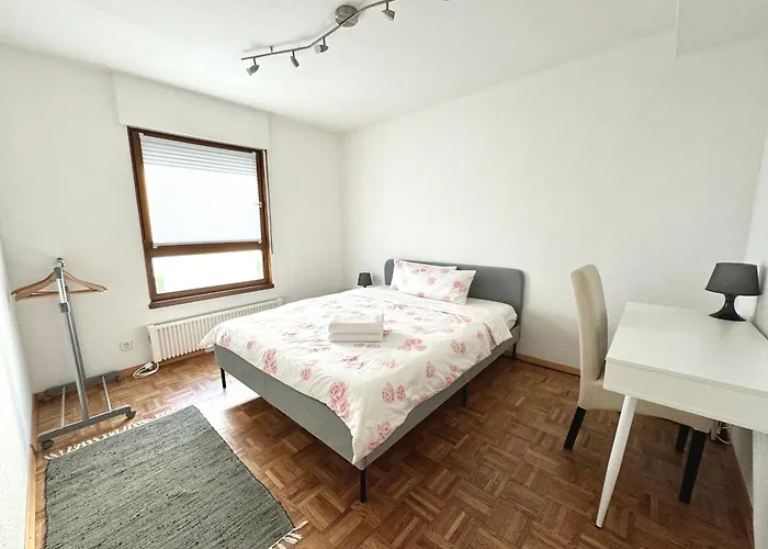 H&H Home - Quite And Cosy Apartment Near Park And City In Sindelfingen
