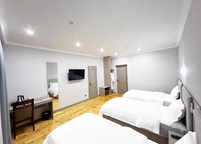 Green Hotel