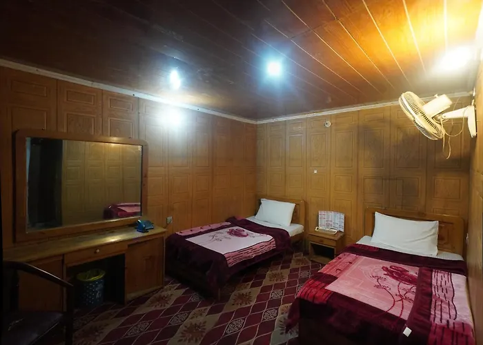 Hotel Dewanekhas Skardu