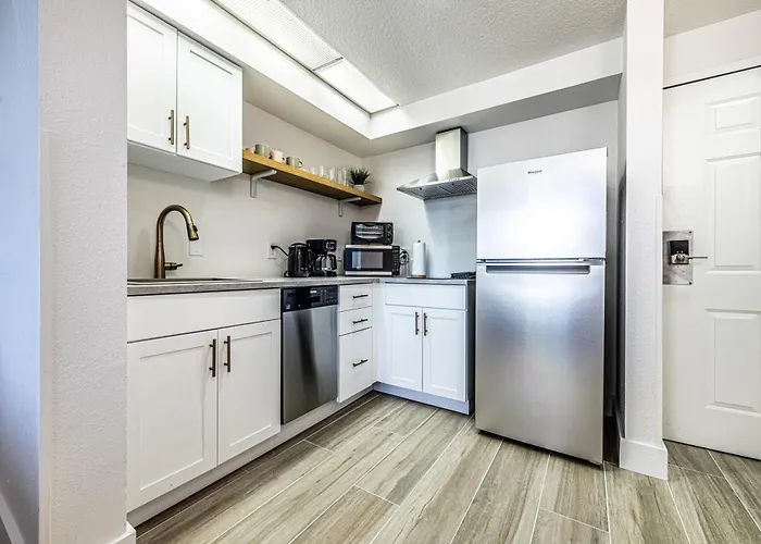One Bedroom Unit Near Epic Universe And Universal, Free Parking