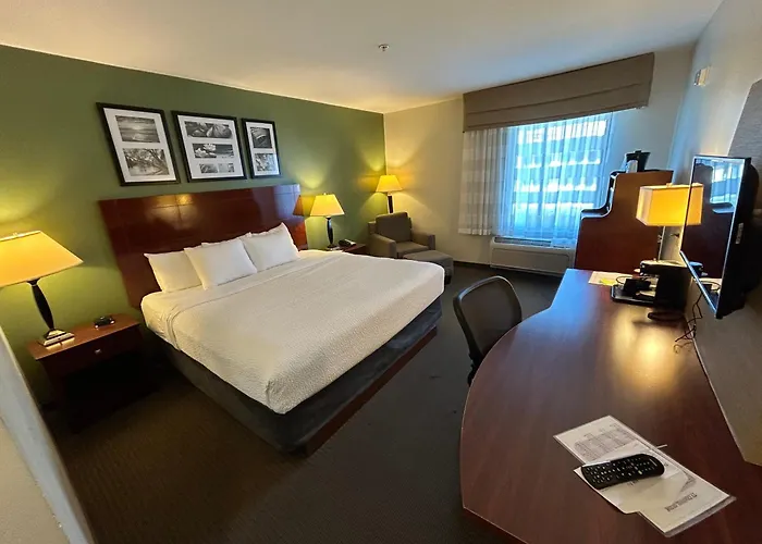 Sleep Inn & Suites Manchester Near Arnold Afb