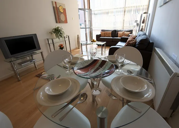 Stay Deansgate Apartments For 14 Nights Plus