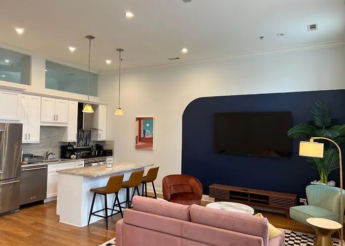 Chic 1 Bedroom W Parking