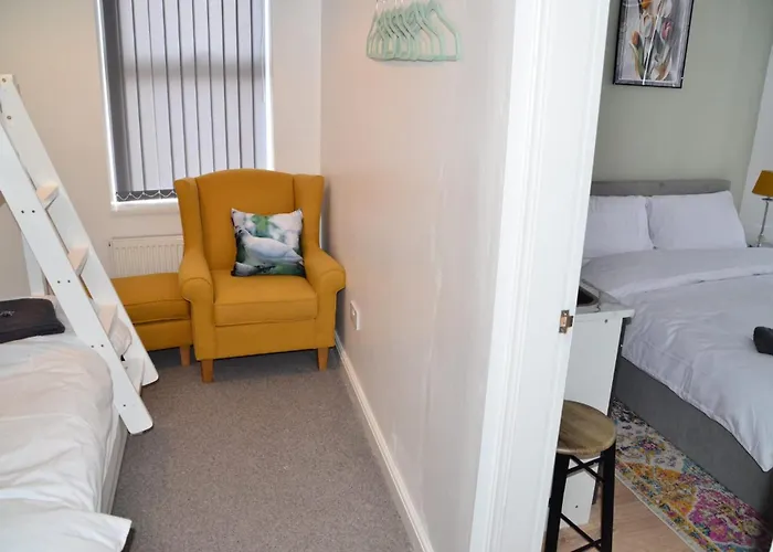 Blok 3 -Jacuzzi Suites, Apartment&Ensuite Rooms Blackpool