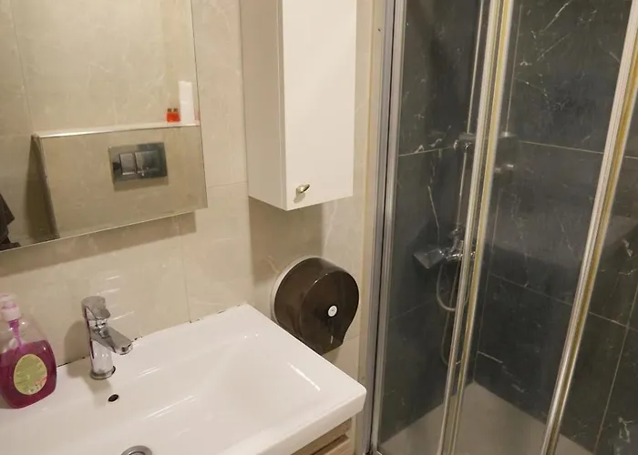 Amazon Suit Otel