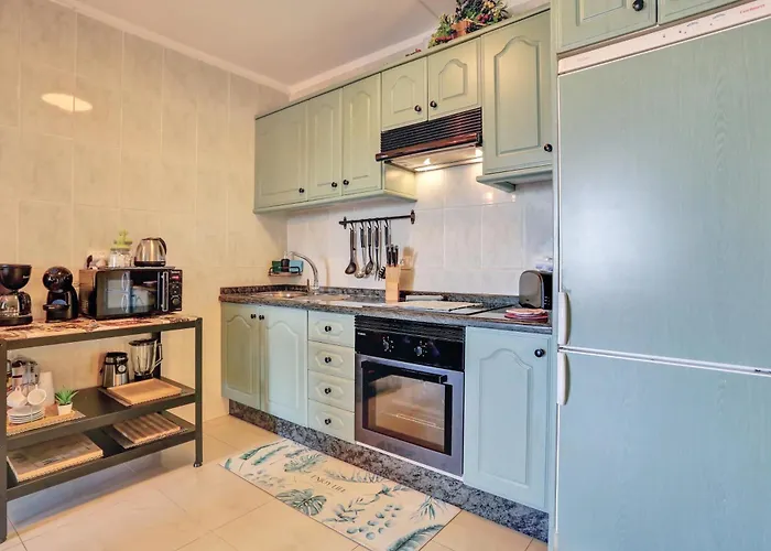 Luxory Dreamy Sunset, Seafront, Direct Access To The Promenade,Wifi,Pool,Free Parking
