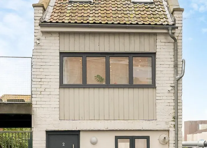 The Old Wire Factory, Unique Central 2-Bedroom Apartment