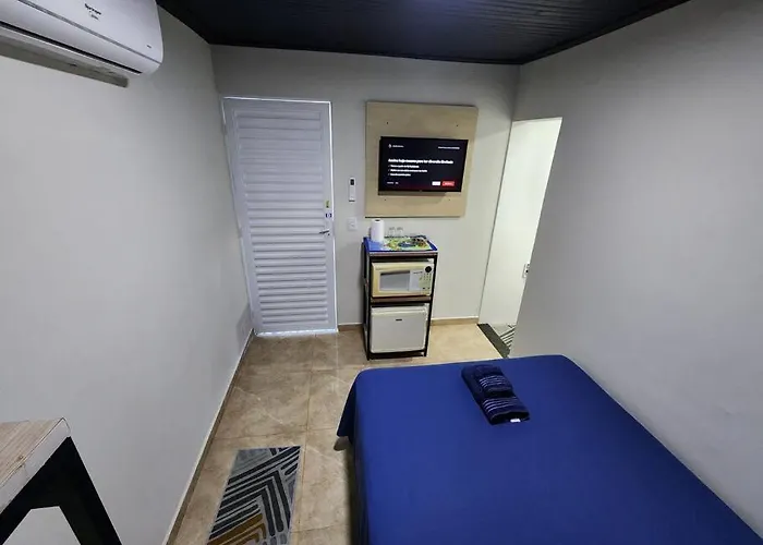 Quarto mobiliado