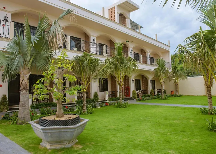 Thai Binh Cam Ranh 2 Hotel
