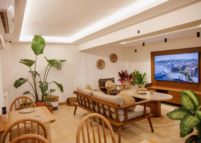 Villaqua Boutique Hotel