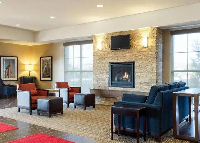 Comfort Inn & Suites Watford City