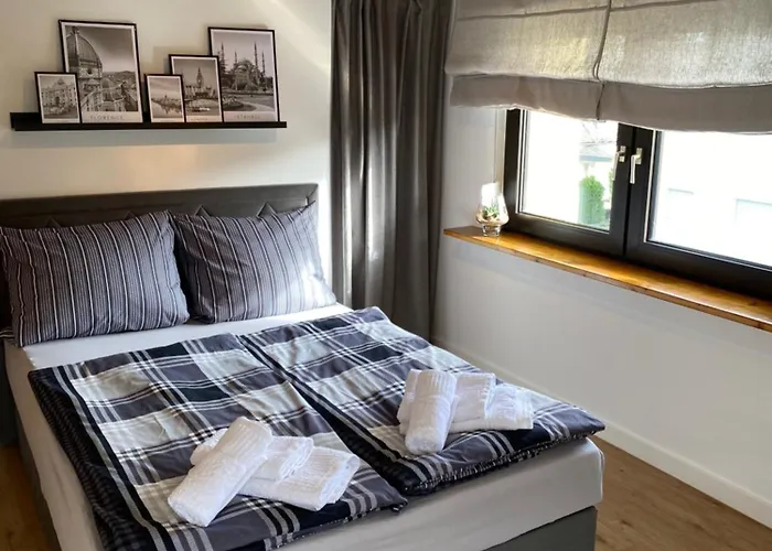 Zentrales modernes Apartment, Nähe Zoo und Stadion