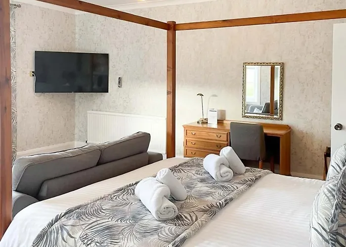 Oriel Hotel