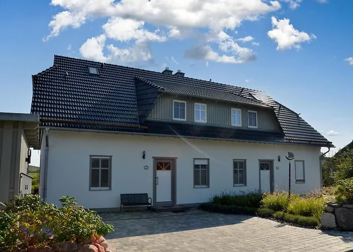 Haus Mönchgut - Haushälfte 2 Findling