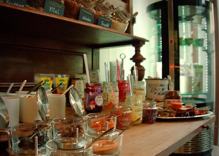 Schillers Hotel & Cafe - Garni -