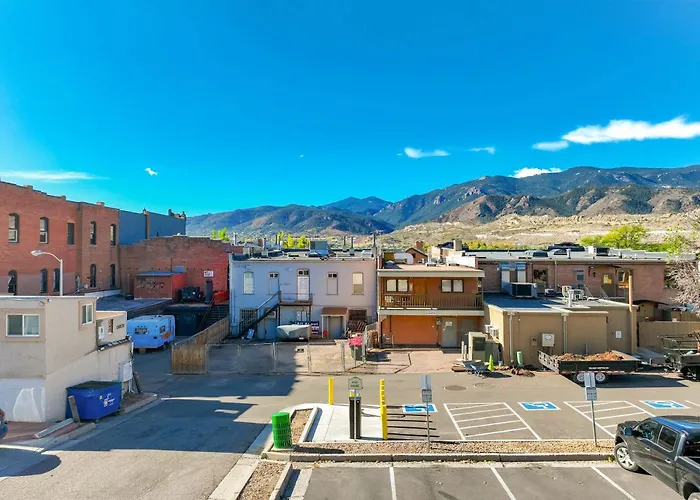 Miners Escape - Timeless District Cozy Haven