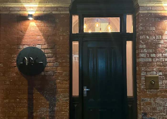 Ark Apartments