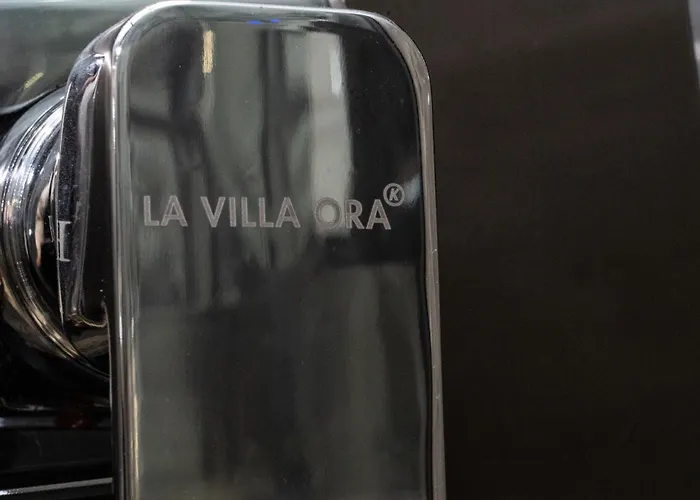 La Villa Ora