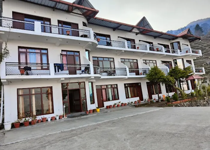 Goroomgo Hotel Vijay Mount View Resort Munsyari Near Airport