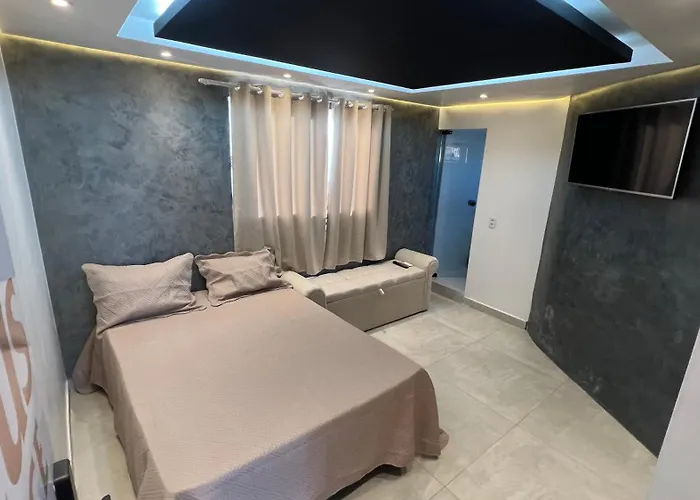 Hotel Ellus Palace
