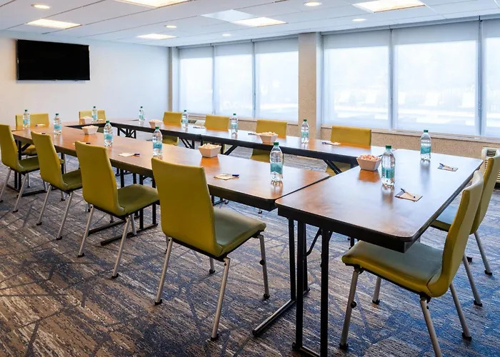 Holiday Inn Express & Suites Ft. Washington - Philadelphia By Ihg