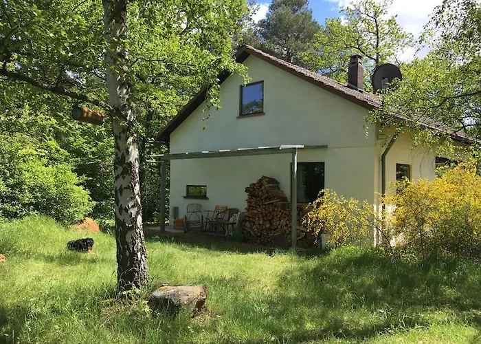 Ferienhaus im Wald an der Weinstrasse