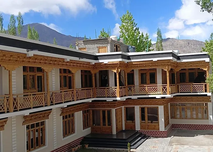 Nubra House