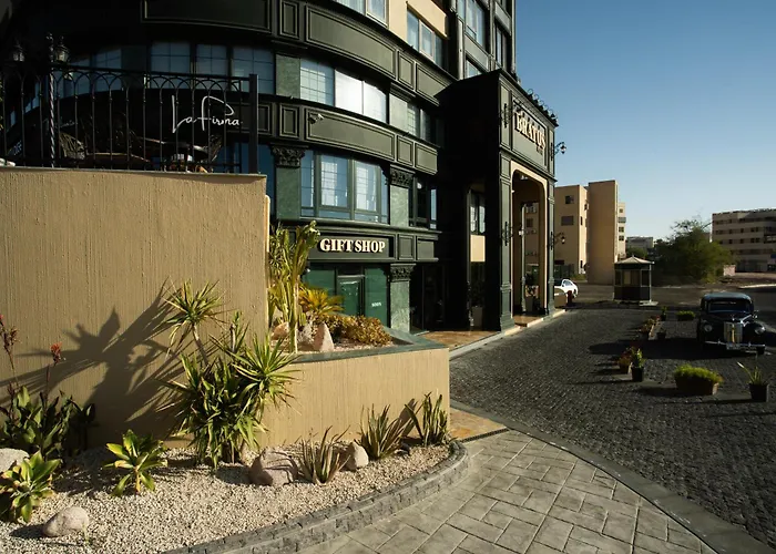 Bratus Hotel