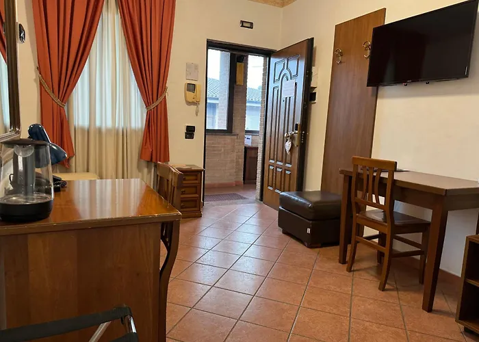 Euro House Inn Airport